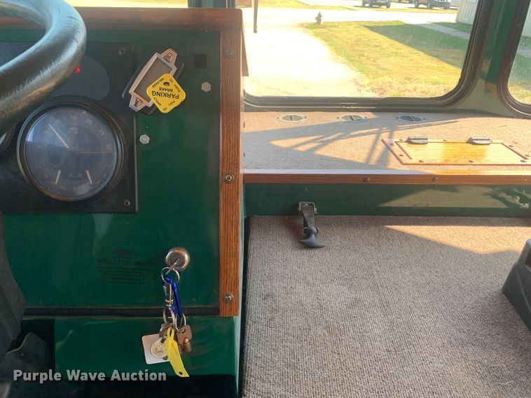 image for item MH9821 2006 Freightliner Double K Villager 208  trolley