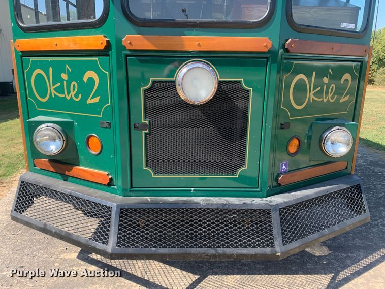 image for item MH9821 2006 Freightliner Double K Villager 208  trolley