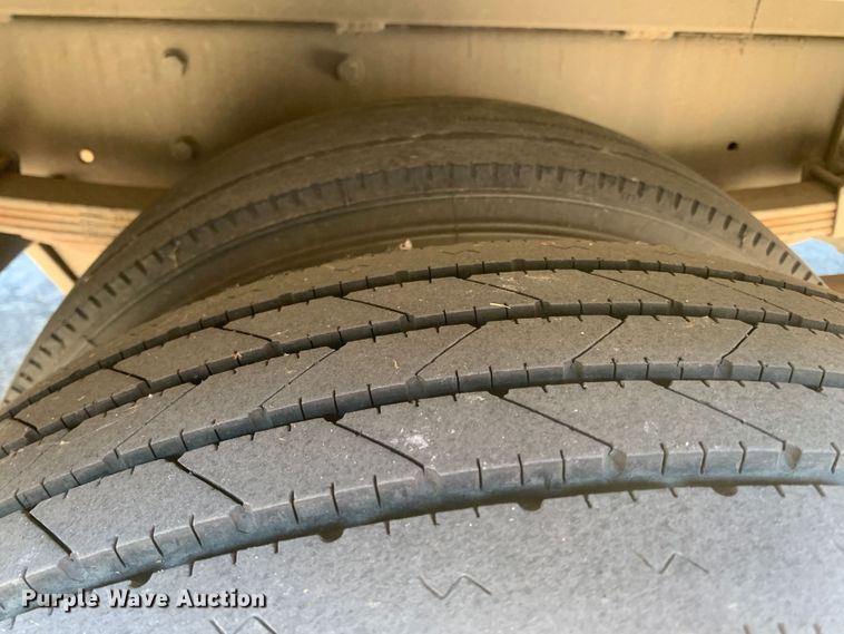 image for item MH9821 2006 Freightliner Double K Villager 208  trolley