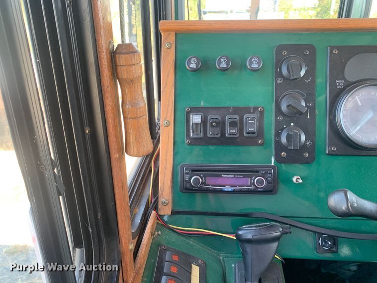 image for item MH9822 2007 Freightliner Double K Villager 208  trolley