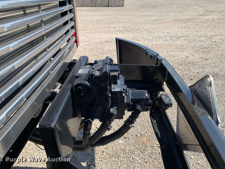 image for item MH9823 2006 Freightliner Business Class M2  oil distributor truck