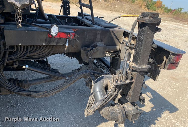 image for item MH9823 2006 Freightliner Business Class M2  oil distributor truck