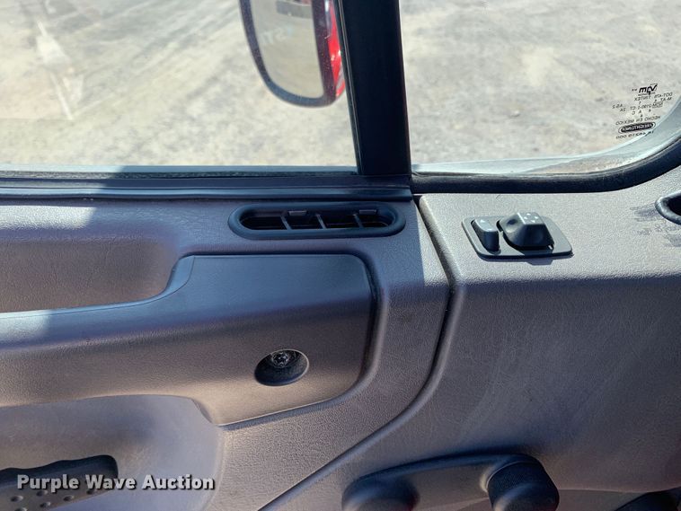 image for item MH9823 2006 Freightliner Business Class M2  oil distributor truck