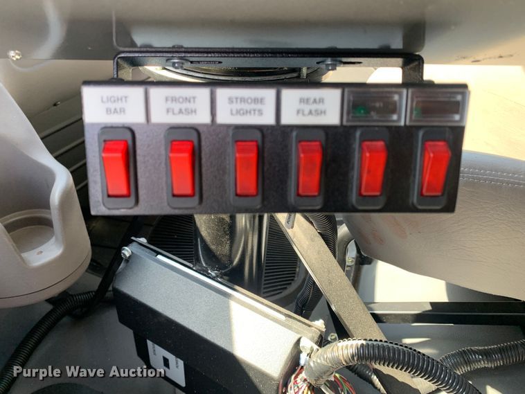 image for item MH9823 2006 Freightliner Business Class M2  oil distributor truck