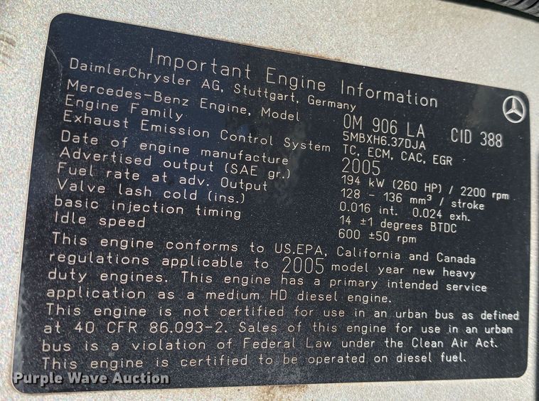 image for item MH9823 2006 Freightliner Business Class M2  oil distributor truck