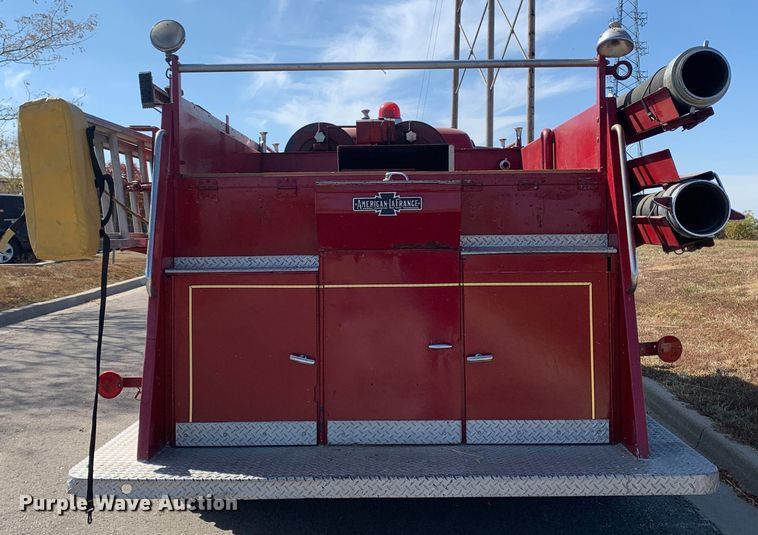 image for item MH9826 1954 Ford F800  pumper fire truck