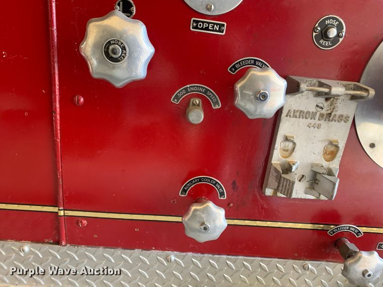 image for item MH9826 1954 Ford F800  pumper fire truck