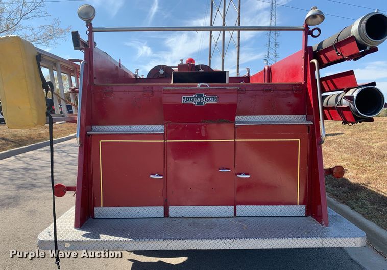 image for item MH9826 1954 Ford F800  pumper fire truck