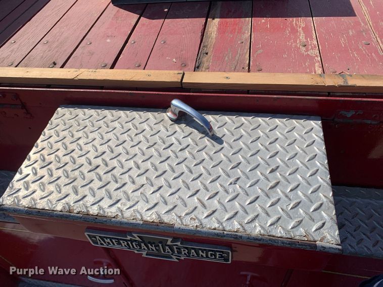 image for item MH9826 1954 Ford F800  pumper fire truck