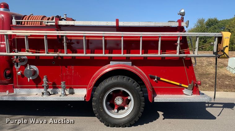 image for item MH9826 1954 Ford F800  pumper fire truck