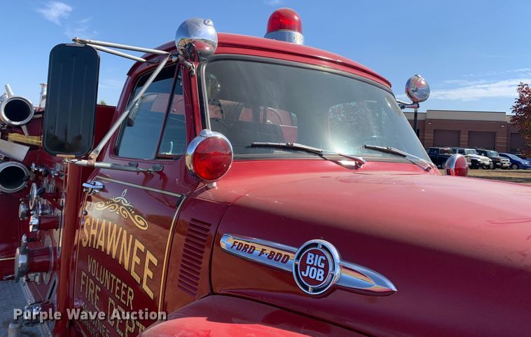 image for item MH9826 1954 Ford F800  pumper fire truck