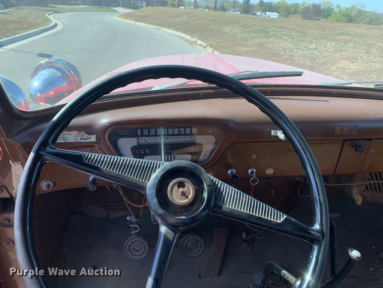 image for item MH9826 1954 Ford F800  pumper fire truck