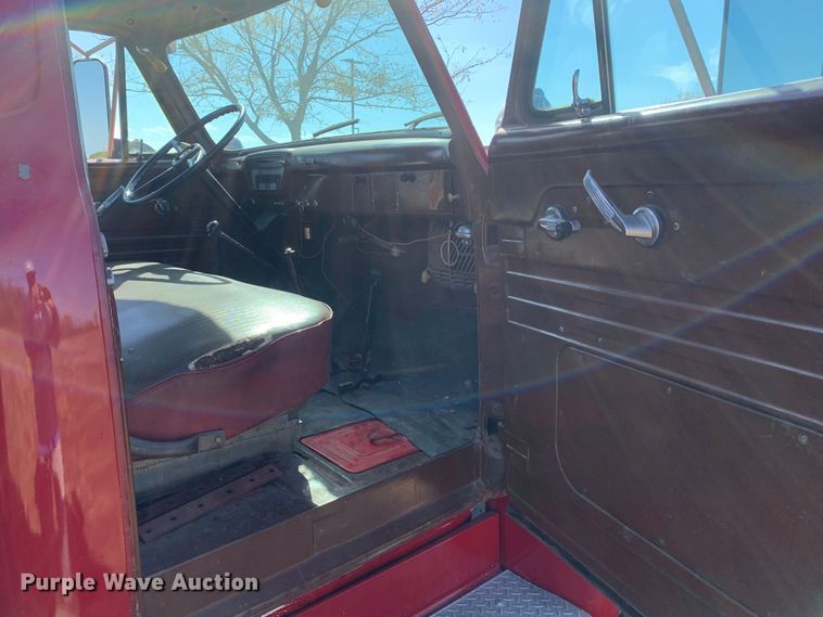 image for item MH9826 1954 Ford F800  pumper fire truck