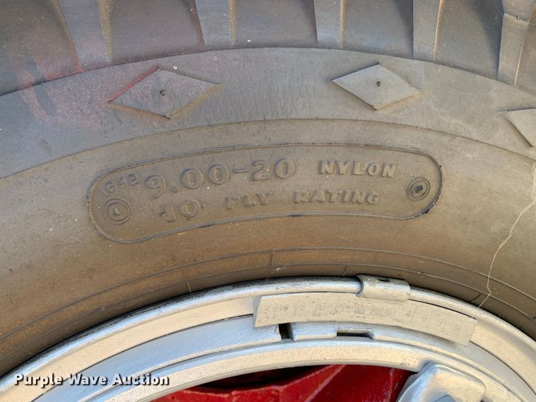 image for item MH9826 1954 Ford F800  pumper fire truck