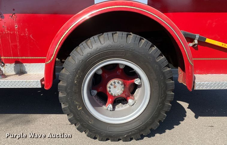 image for item MH9826 1954 Ford F800  pumper fire truck