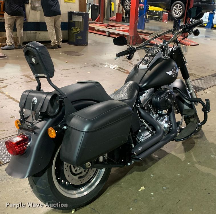 image for item MH9829 2010 Harley Davidson FLSTFB  motorcycle