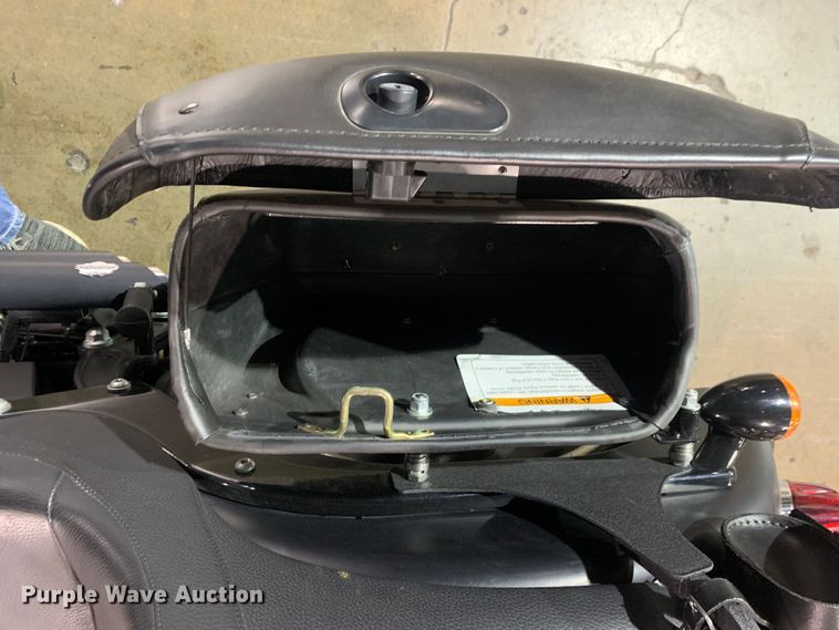 image for item MH9829 2010 Harley Davidson FLSTFB  motorcycle