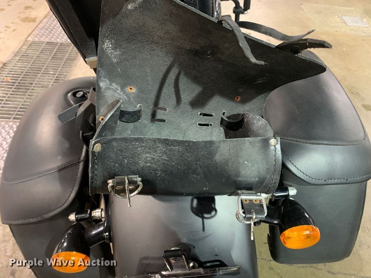 image for item MH9829 2010 Harley Davidson FLSTFB  motorcycle