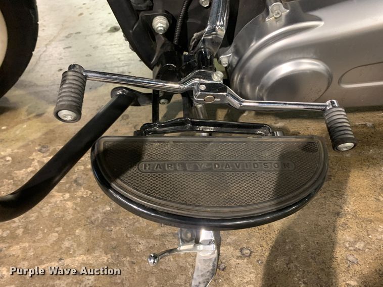 image for item MH9829 2010 Harley Davidson FLSTFB  motorcycle