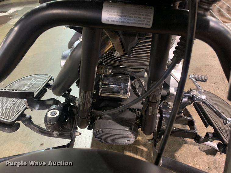 image for item MH9829 2010 Harley Davidson FLSTFB  motorcycle