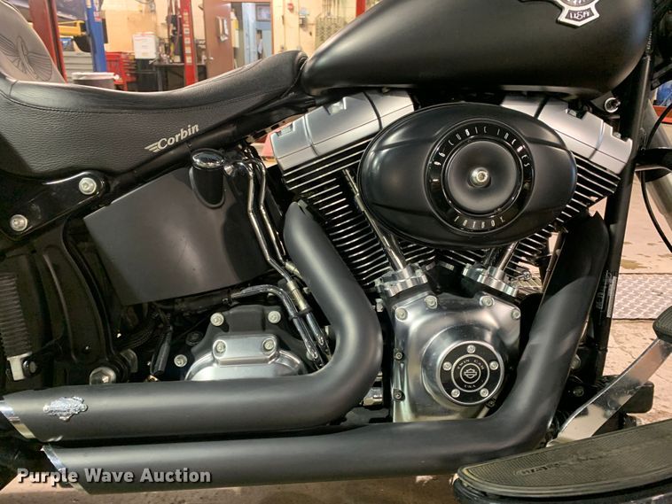 image for item MH9829 2010 Harley Davidson FLSTFB  motorcycle