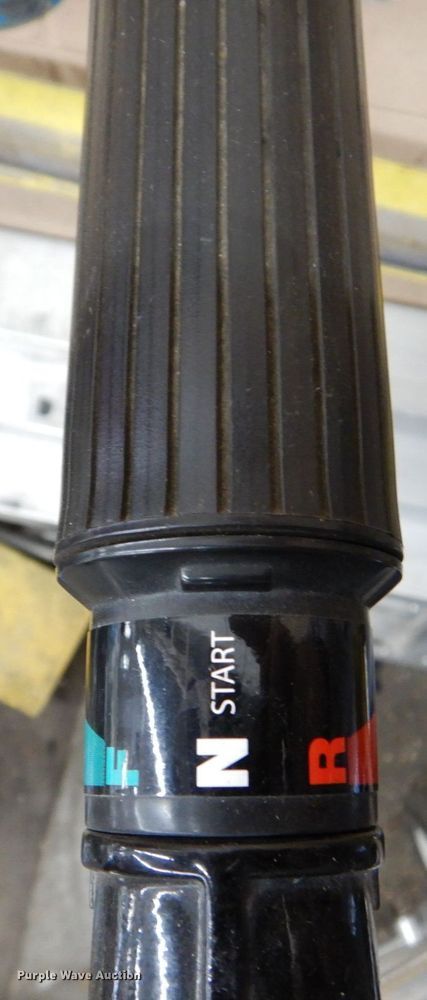 image for item MJ9795 2009 Mercury 1A3G203FK  outboard engine