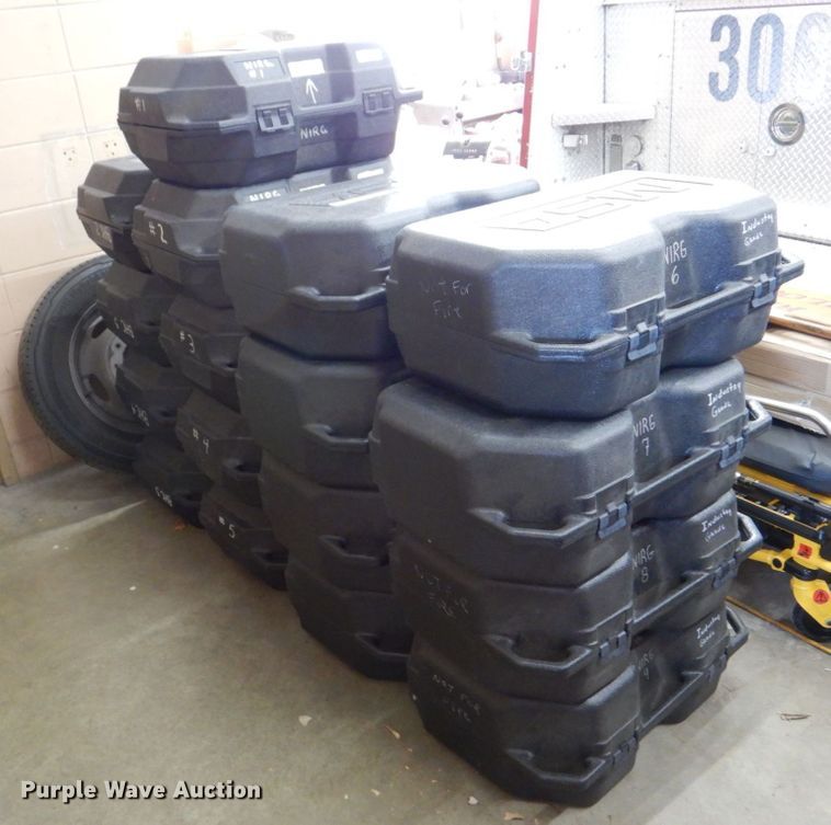 image for item MJ9796 (17) SCBA units