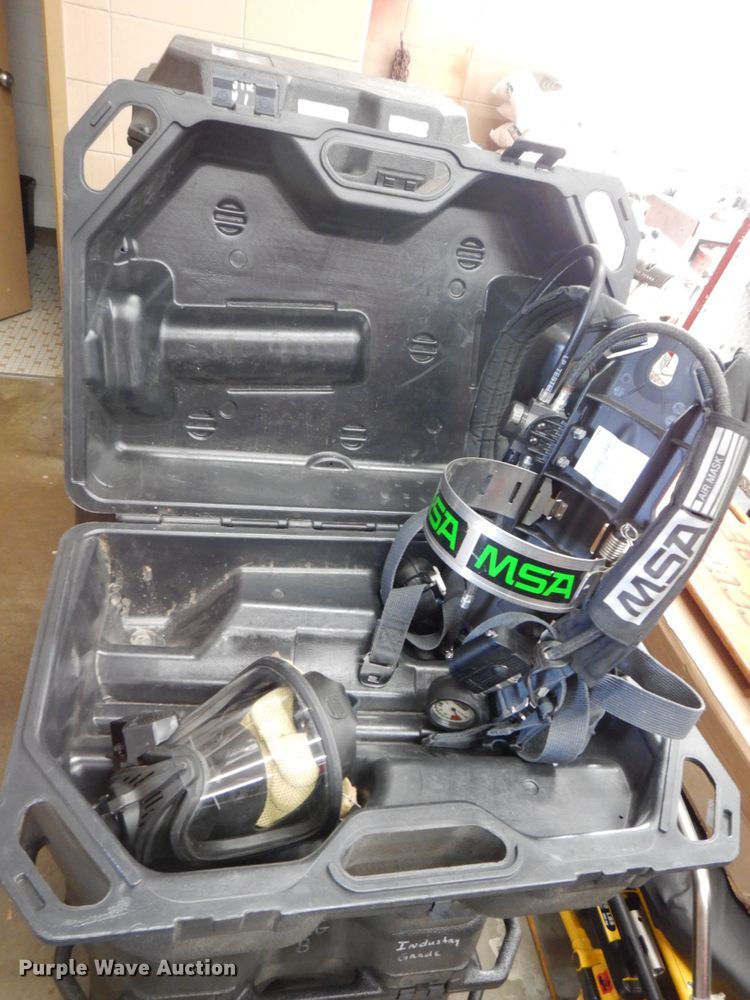 image for item MJ9796 (17) SCBA units