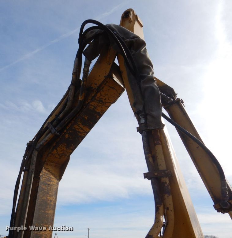 image for item MJ9820 1994 John Deere 7200  tractor