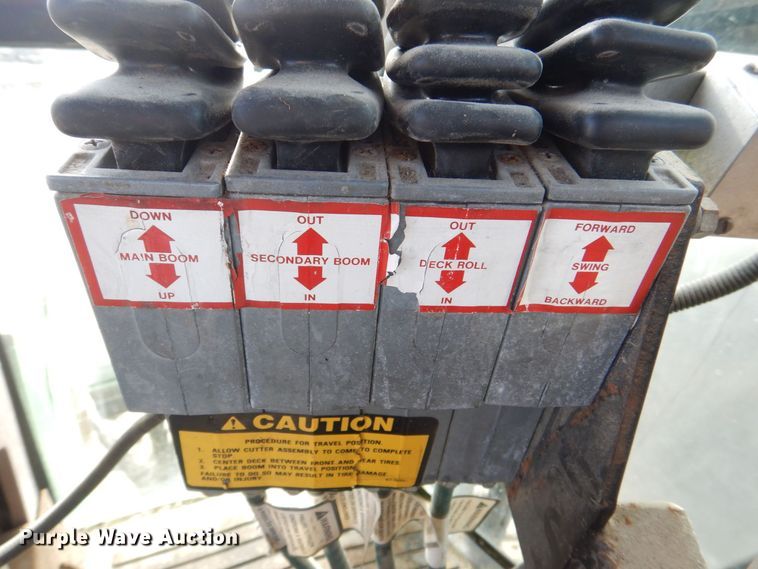 image for item MJ9820 1994 John Deere 7200  tractor