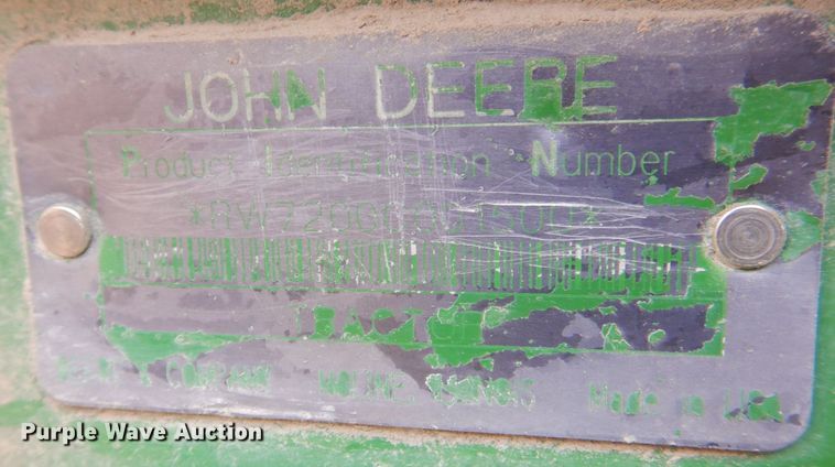 image for item MJ9820 1994 John Deere 7200  tractor