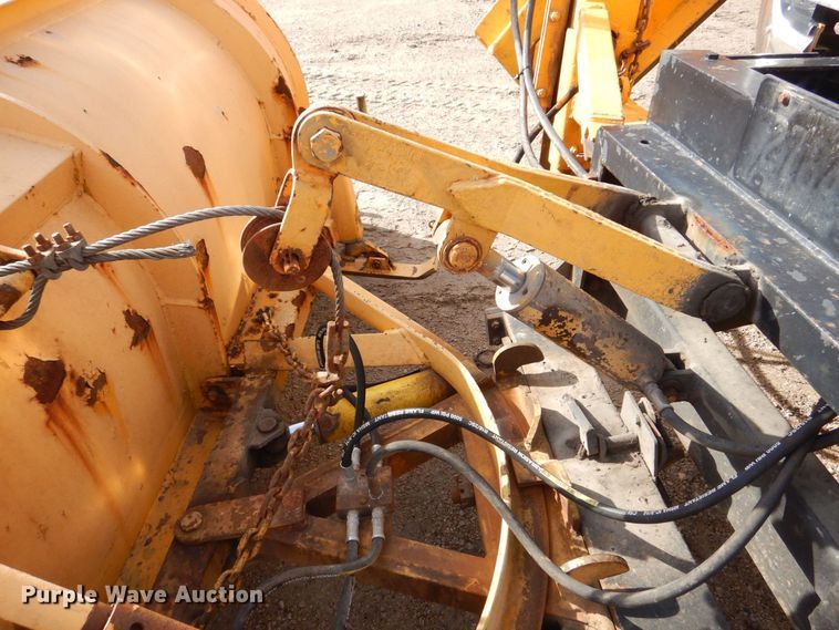 image for item MJ9821 1995 Ford LTS9000  dump truck