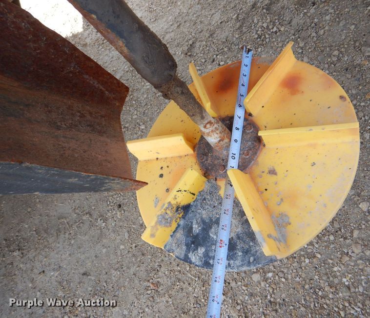 image for item MJ9821 1995 Ford LTS9000  dump truck