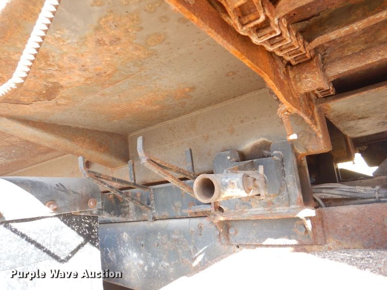 image for item MJ9821 1995 Ford LTS9000  dump truck