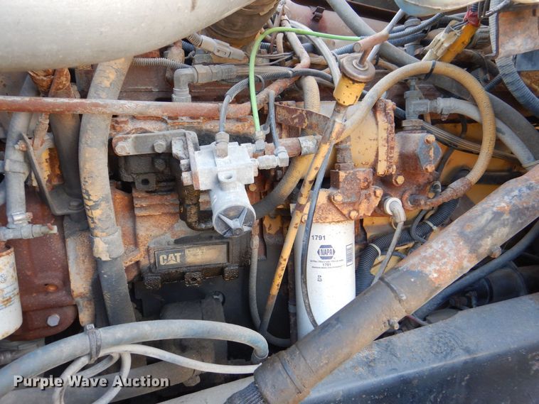 image for item MJ9821 1995 Ford LTS9000  dump truck