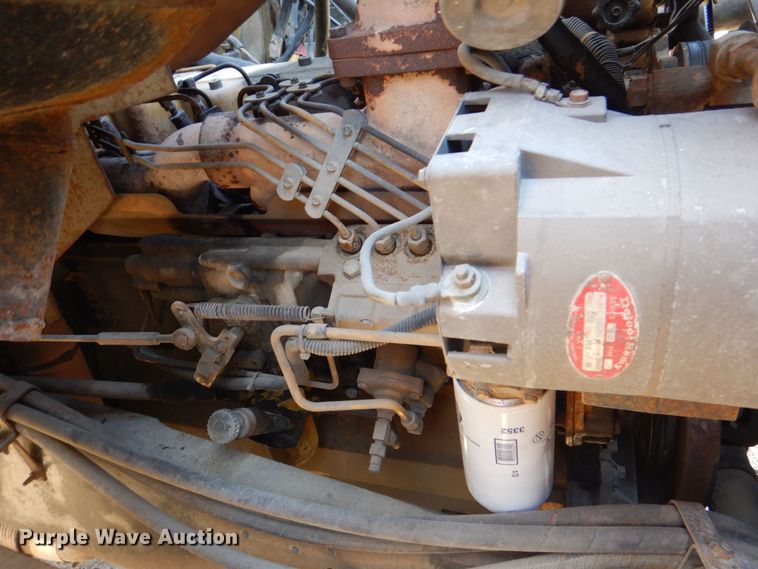 image for item MJ9821 1995 Ford LTS9000  dump truck