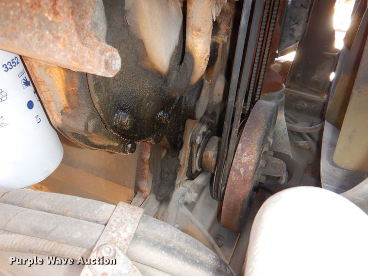 image for item MJ9821 1995 Ford LTS9000  dump truck