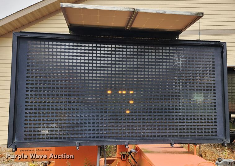 image for item MK9507 (3) AM SIG message board trailers