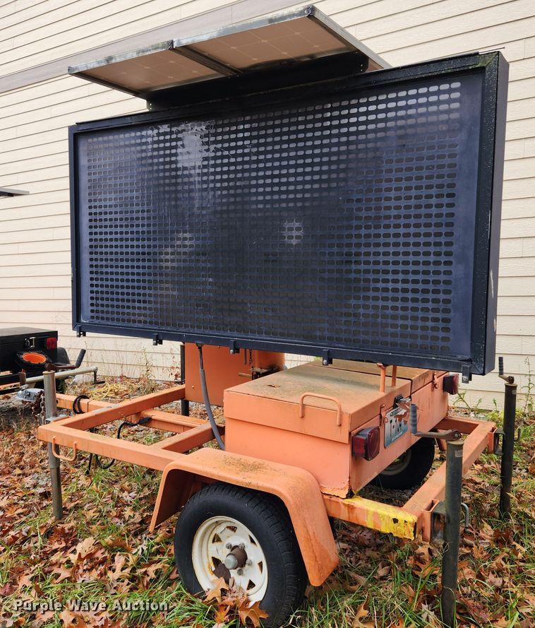 image for item MK9507 (3) AM SIG message board trailers