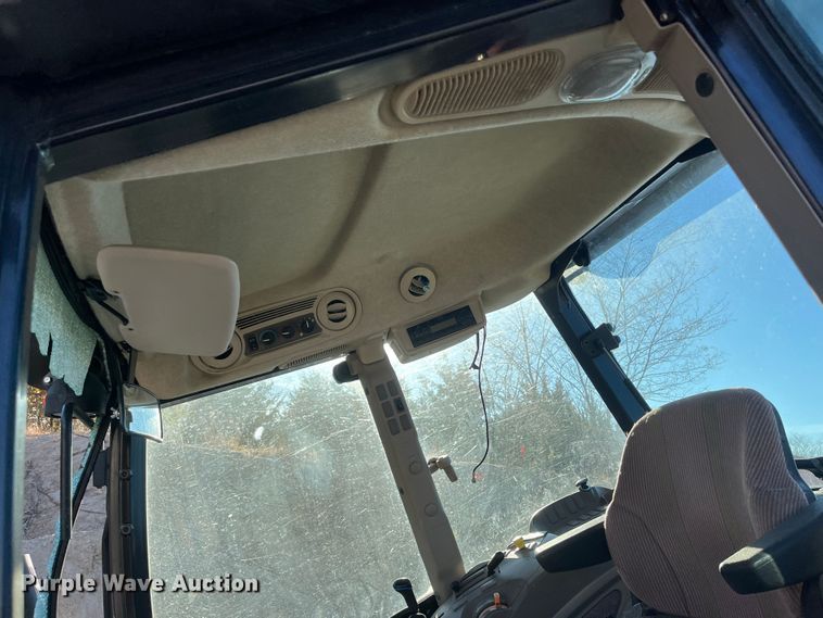 image for item MN9361 2015 John Deere 6115D  MFWD tractor