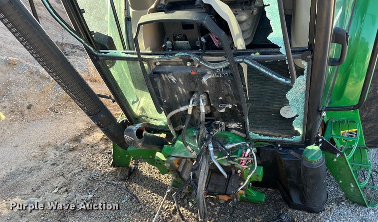 image for item MN9361 2015 John Deere 6115D  MFWD tractor