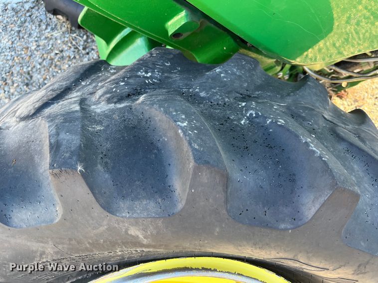 image for item MN9361 2015 John Deere 6115D  MFWD tractor