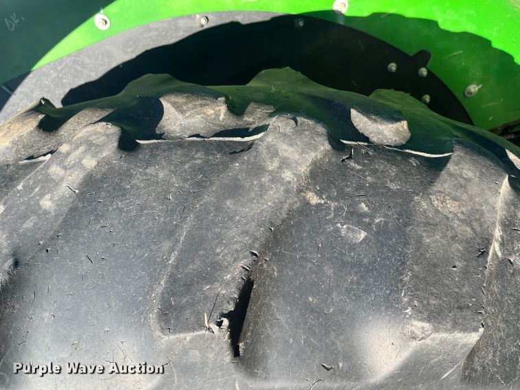 image for item MN9361 2015 John Deere 6115D  MFWD tractor