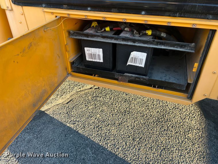 image for item MR9979 2008 International CE300  school bus