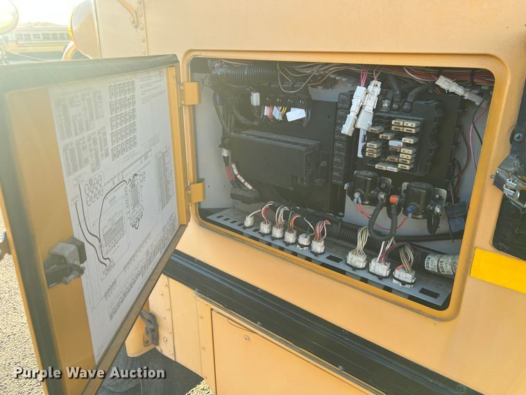 image for item MR9979 2008 International CE300  school bus