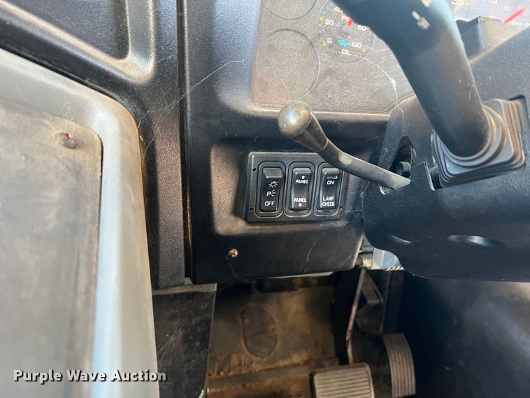 image for item MR9979 2008 International CE300  school bus