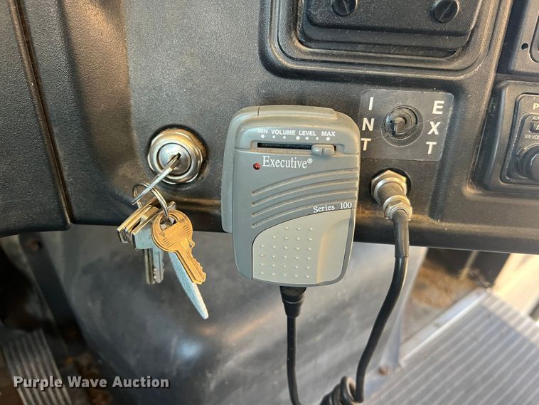 image for item MR9979 2008 International CE300  school bus