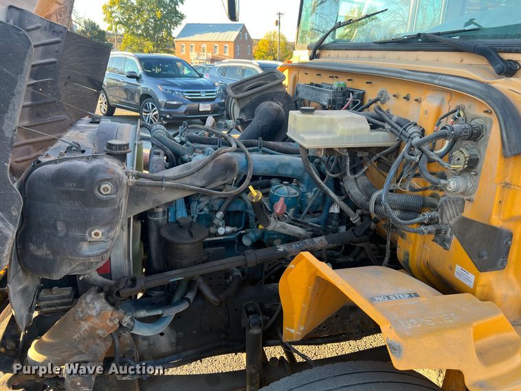 image for item MR9979 2008 International CE300  school bus