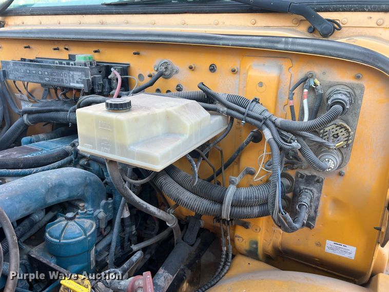 image for item MR9979 2008 International CE300  school bus