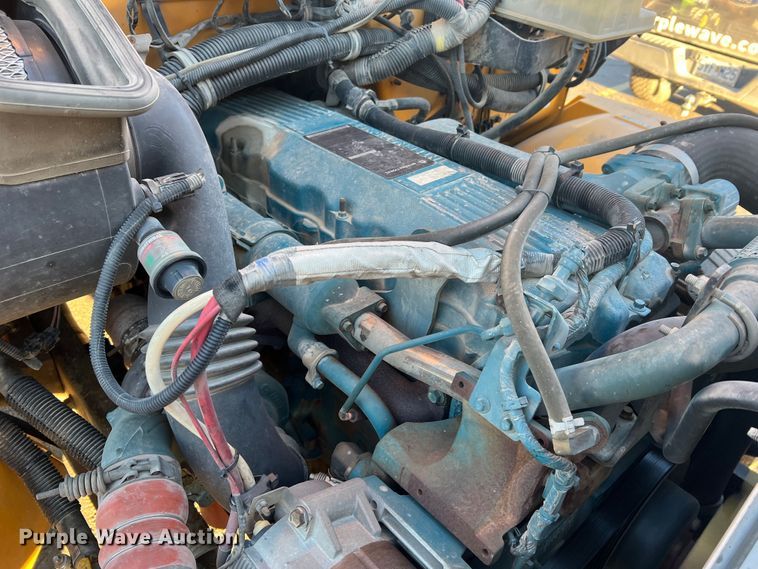 image for item MR9979 2008 International CE300  school bus